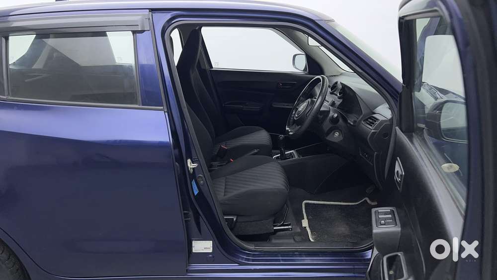 Maruti Suzuki Swift 1.3 Lxi, 2020, Petrol