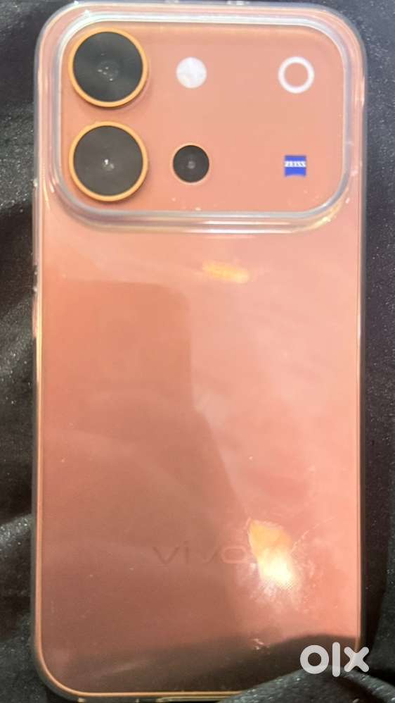 Vivo v80 5 day old bill box avilable