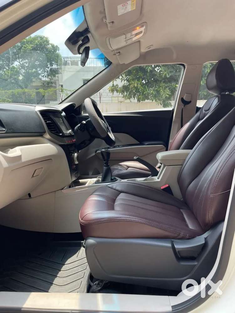 Mahindra Xuv300 W6, 2022, Petrol