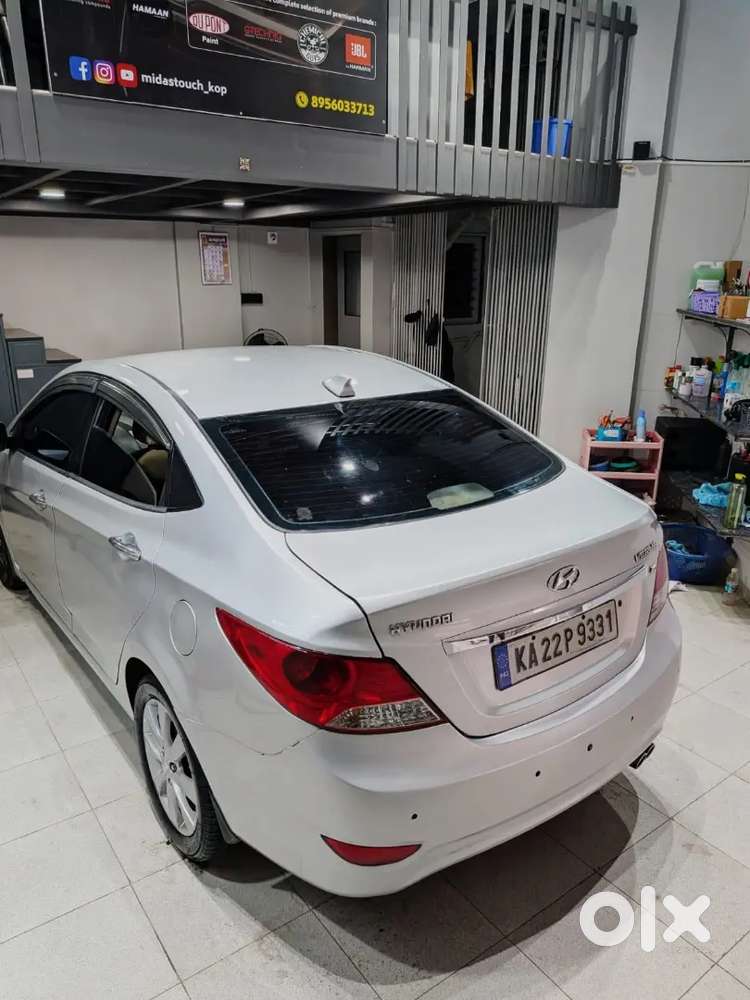 Ka22 Selling Verna Next To Showroom Condition