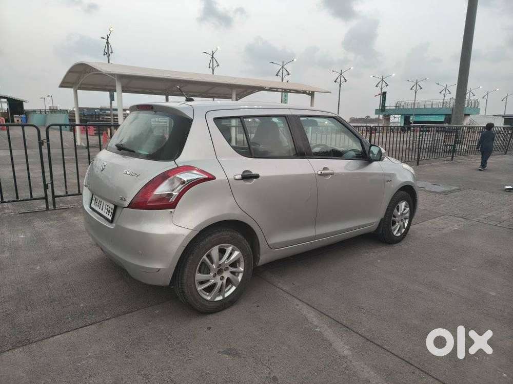 Maruti Suzuki Swift Zxi, 2011, Petrol