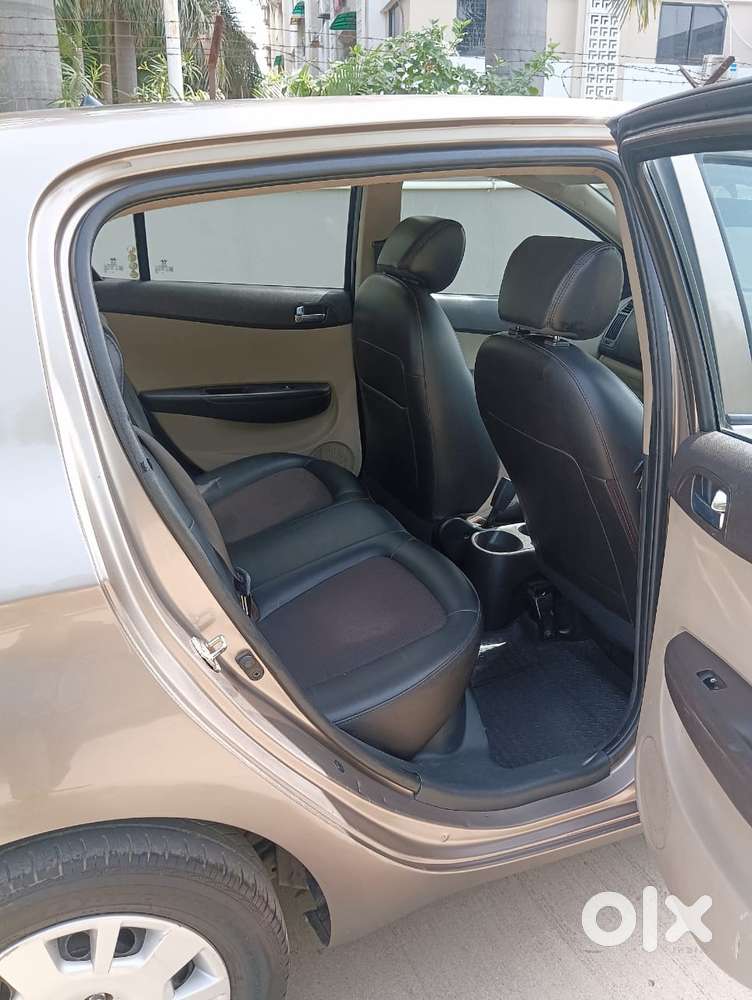 Hyundai I20 2015-2017 Magna 1.2, 2014, Cng & Hybrids