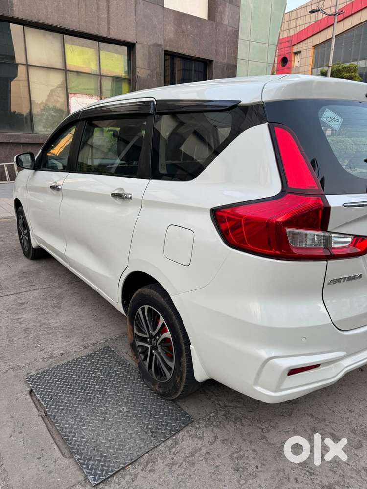 Maruti Suzuki Ertiga Zxi (o) Cng [2022-2023], 2022, Cng & Hybrids