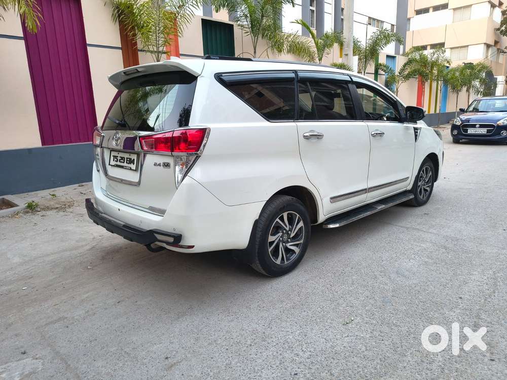 Toyota Innova Crysta 2.4 V 8 Str, 2021, Diesel