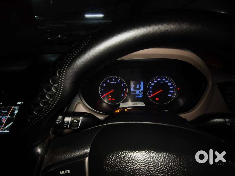 Elite I20 Star Dust Colour.