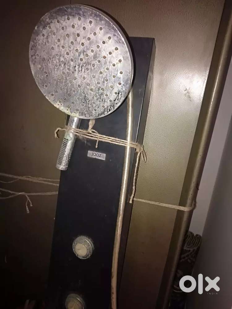 Jaquar geyser and Shower panel for sale Kitchen & Other Appliances
