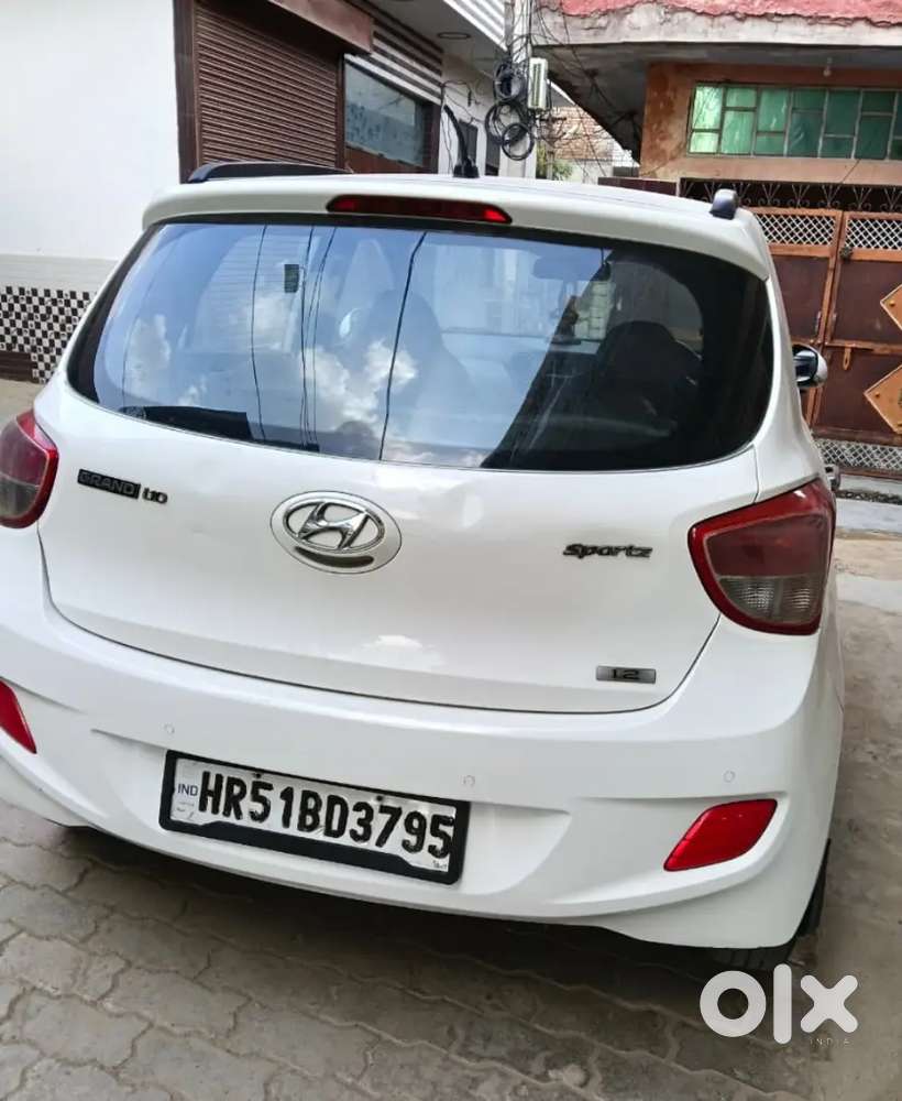 I 10 Grand Sports Push Button Start
