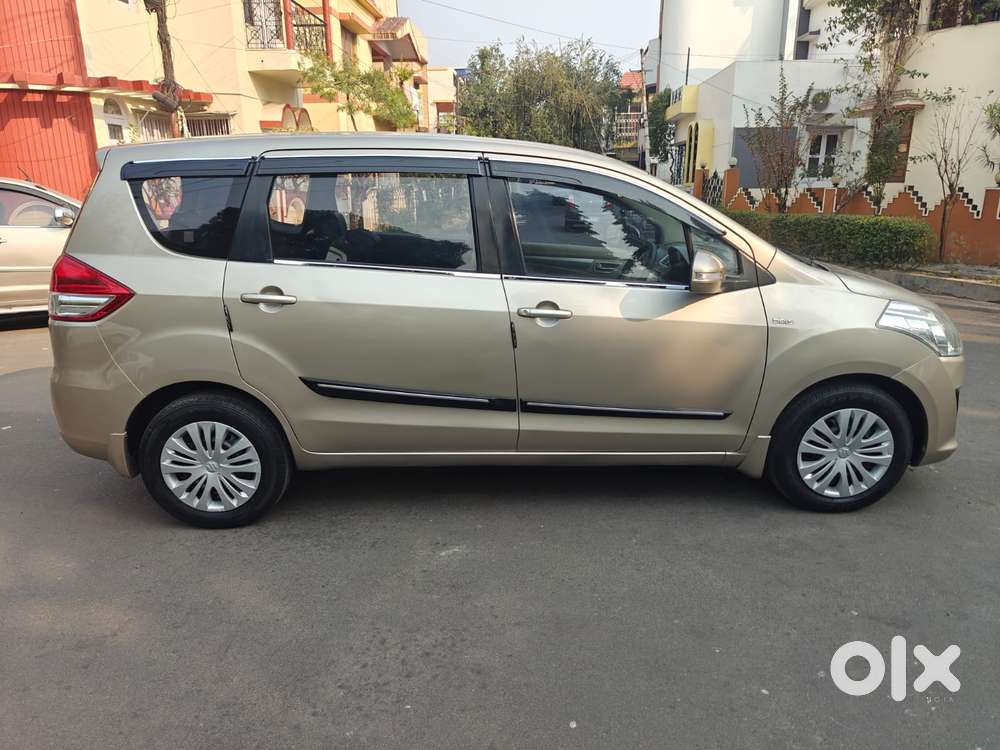 Maruti Suzuki Ertiga 2012-2015 Vdi Anniversary Edition, 2012, Diesel