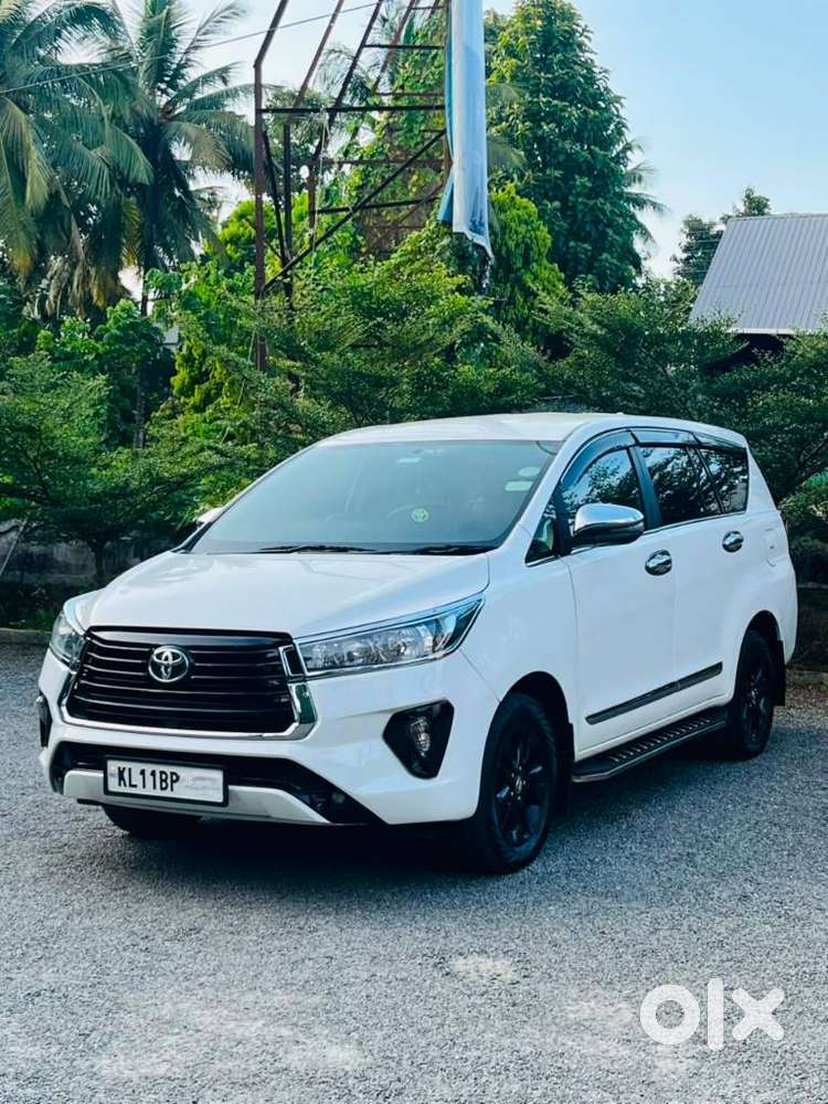 Toyota Innova Crysta 2.8 Gx At 8s, 2019, Diesel