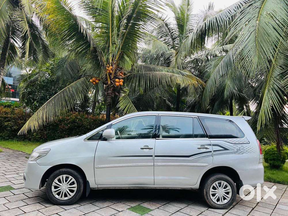 Toyota Innova 2.0 Gx 8 Str, 2011, Diesel