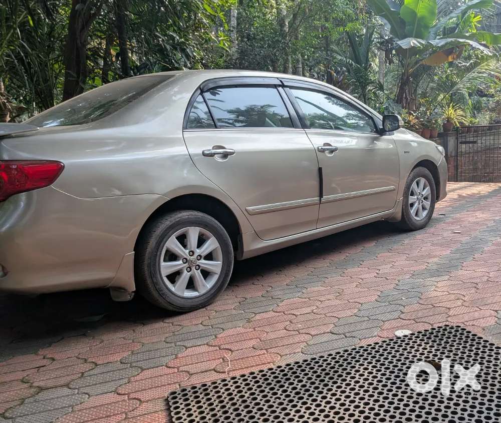 Toyota Corolla 2010 Petrol Well Maintained