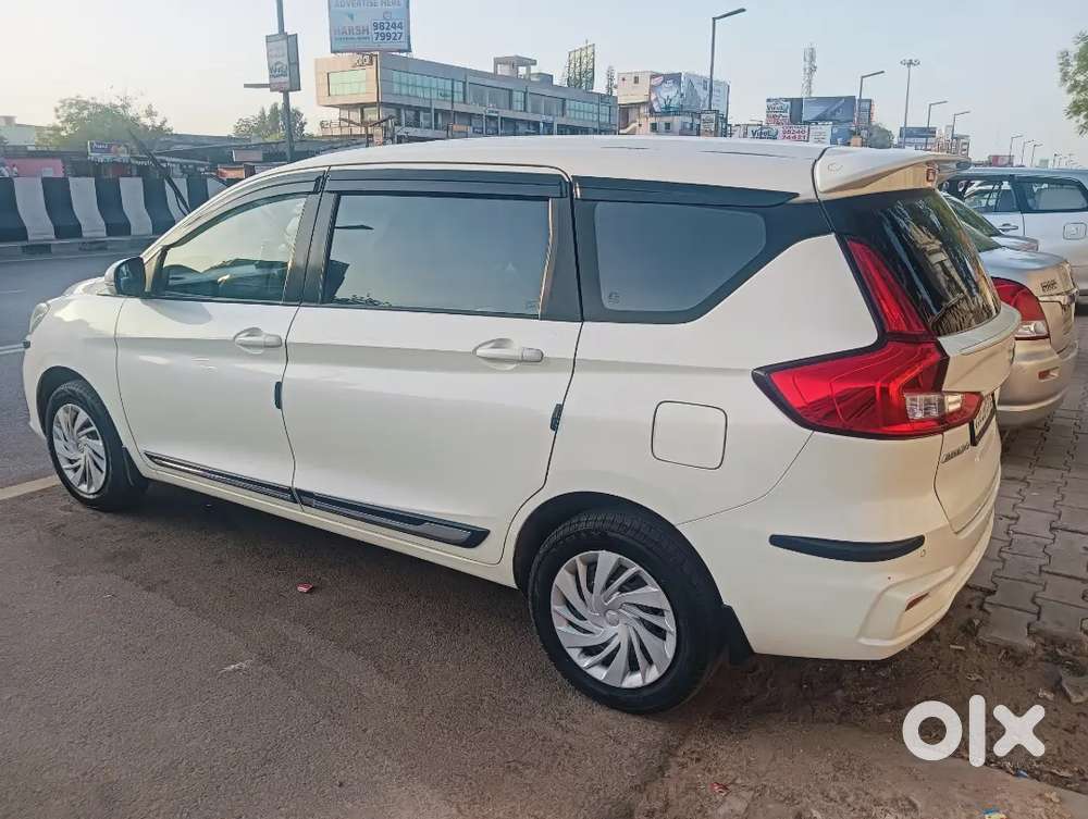 Maruti Suzuki Ertiga 2022 Cng & Hybrids 85000 Km Driven