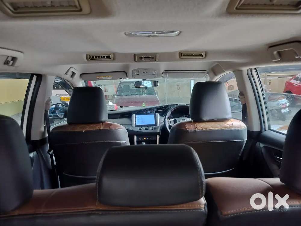 Toyota Innova Crysta 2018