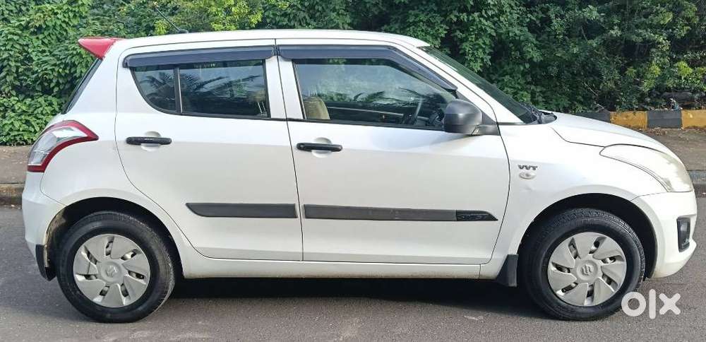Maruti Suzuki Swift Lxi, 2015, Cng & Hybrids