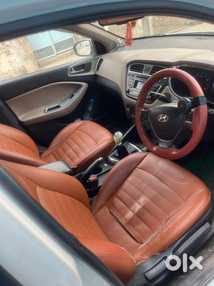 Hyundai I20 2015 Petrol 135000 Km Driven