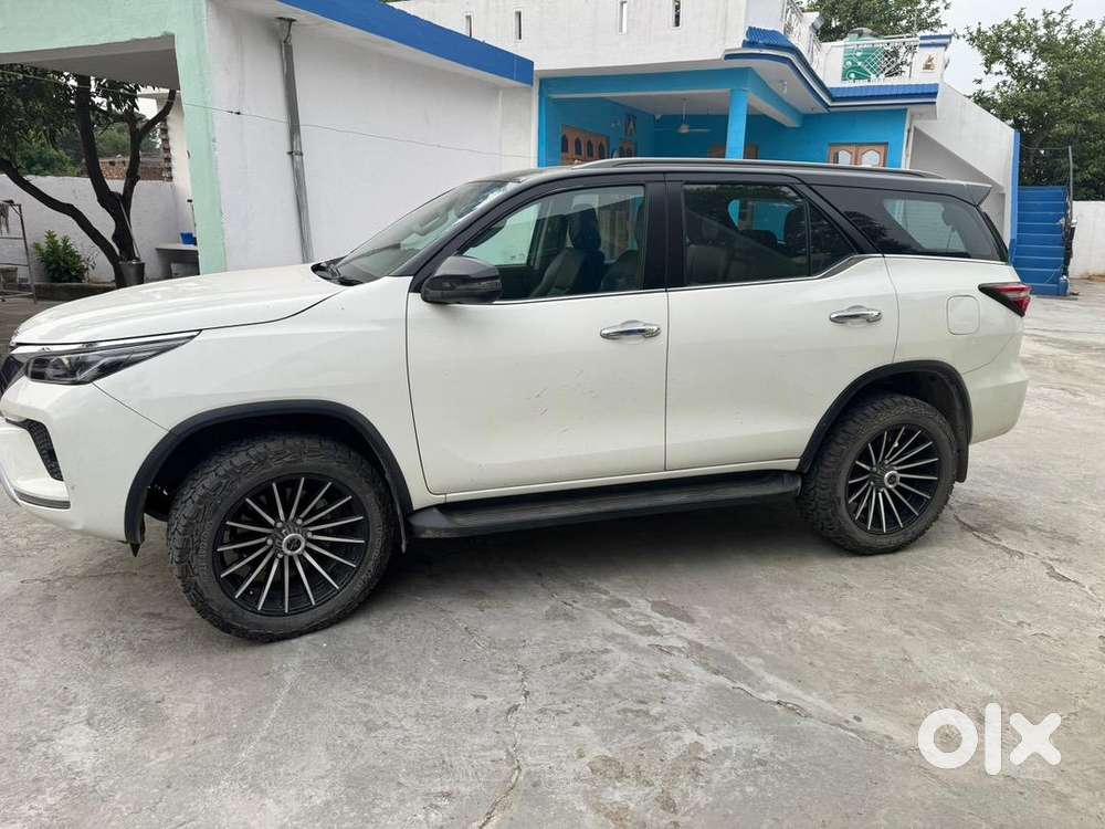 Toyota Fortuner 2021 Diesel Well Maintained