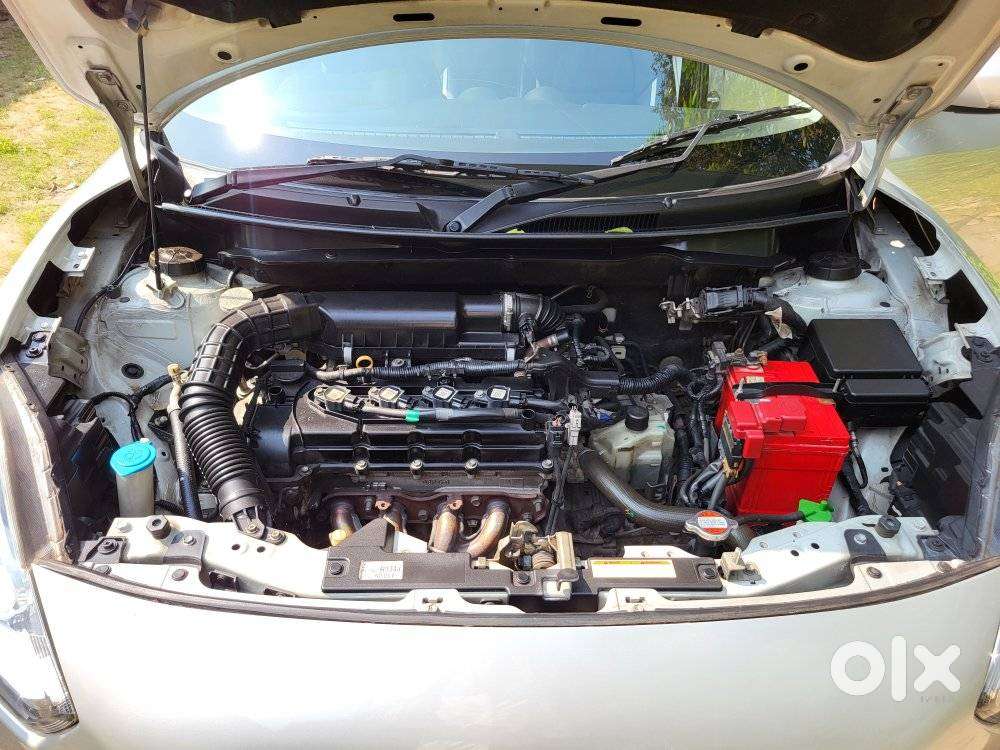 Maruti Suzuki Swift Zxi Plus Amt Dual Tone, 2019, Petrol