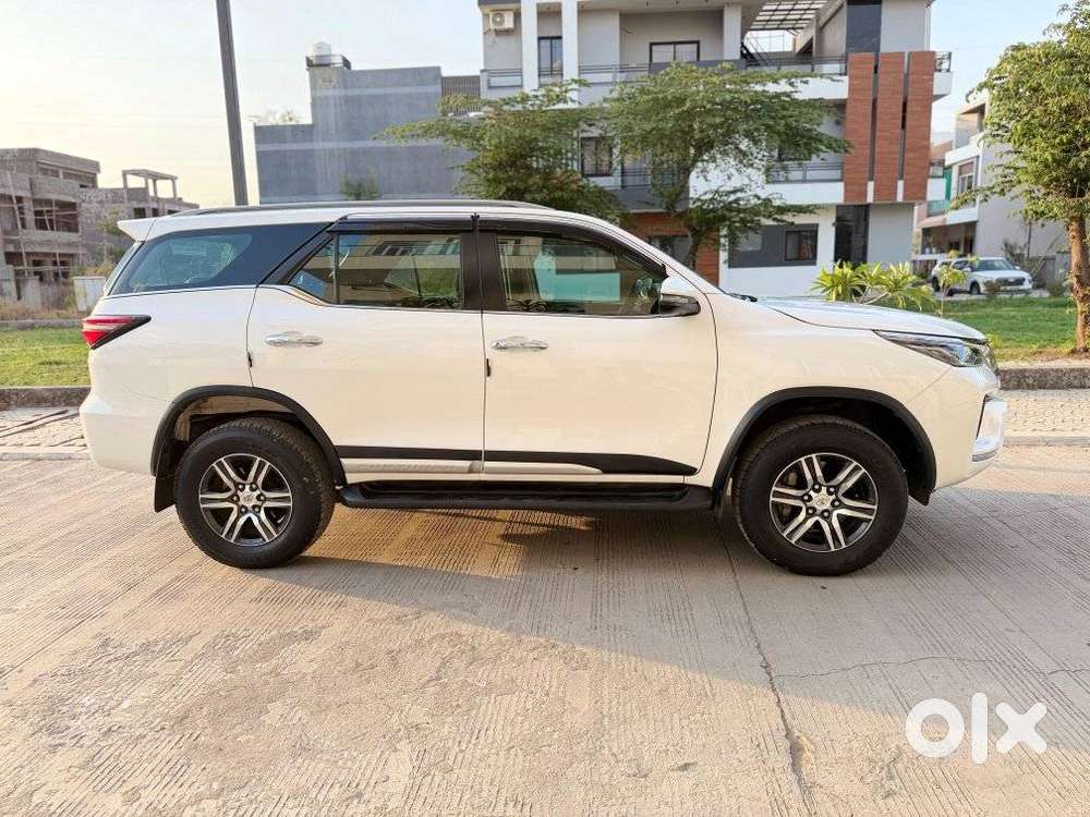 Toyota Fortuner 4x2 At 2.8 Diesel, 2023, Diesel