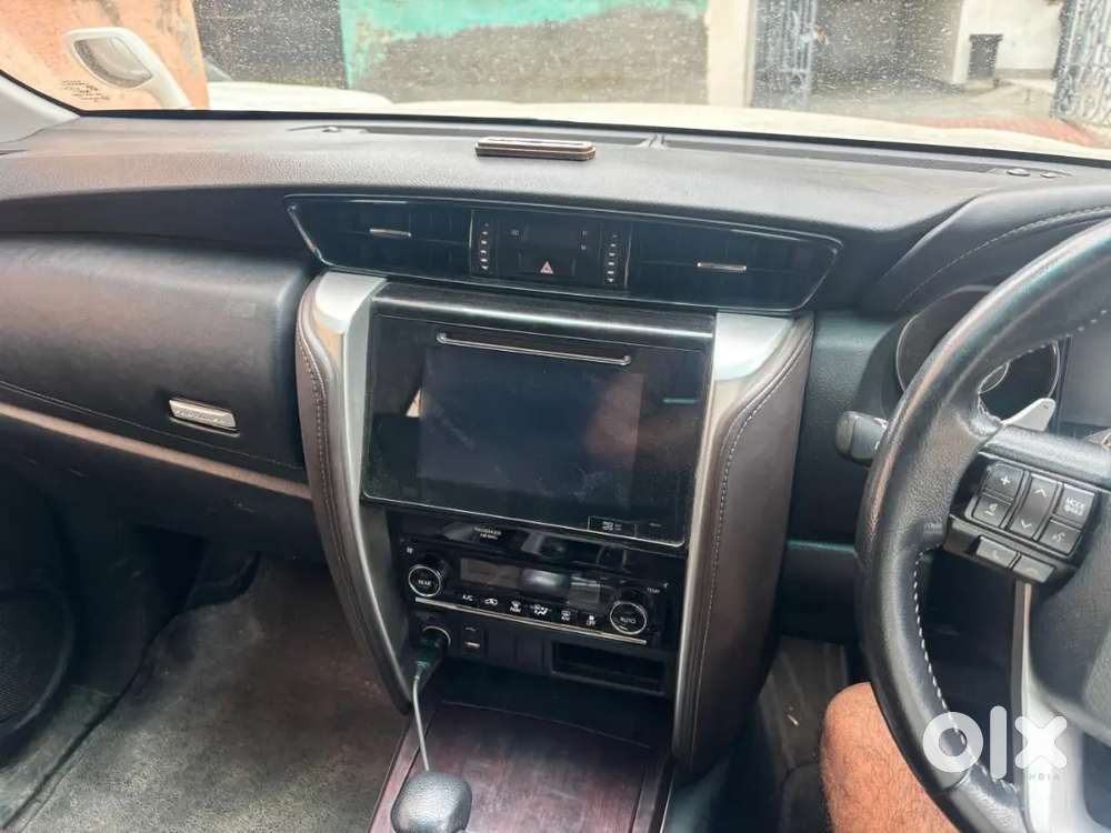 Toyota Fortuner 2019 Petrol Well Maintained