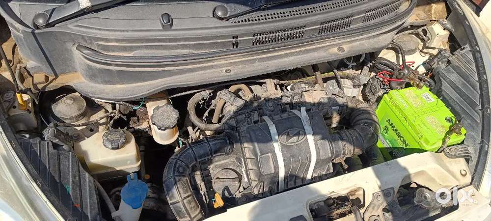 5 Tyre Ok,music System Company, Central Locking, Ac Verg Good