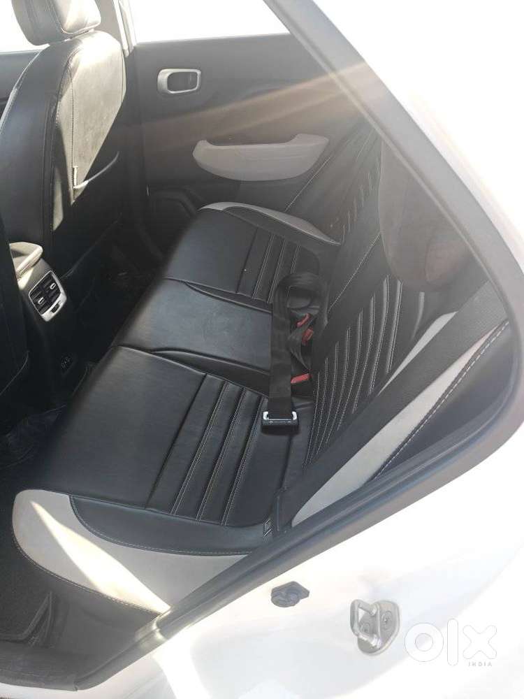 Hyundai Venue Sx Mt, 2022, Petrol