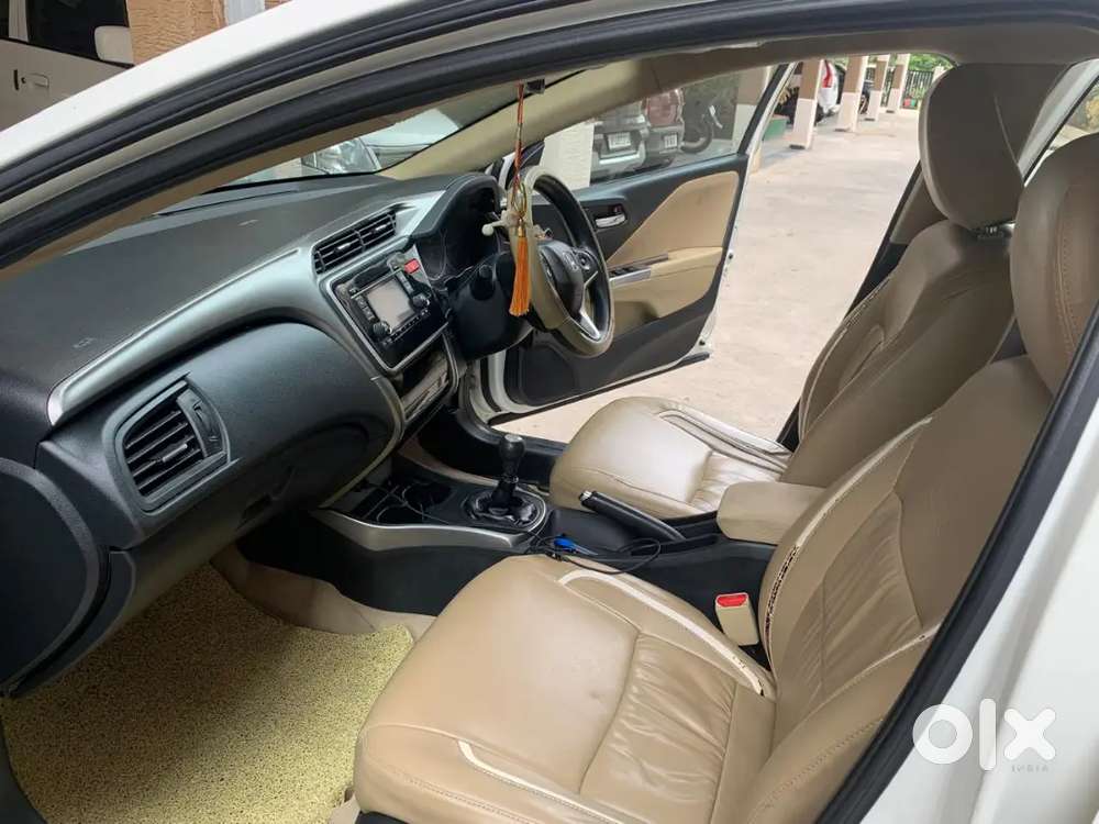 Honda City 1.5 V Mt Bs Iv