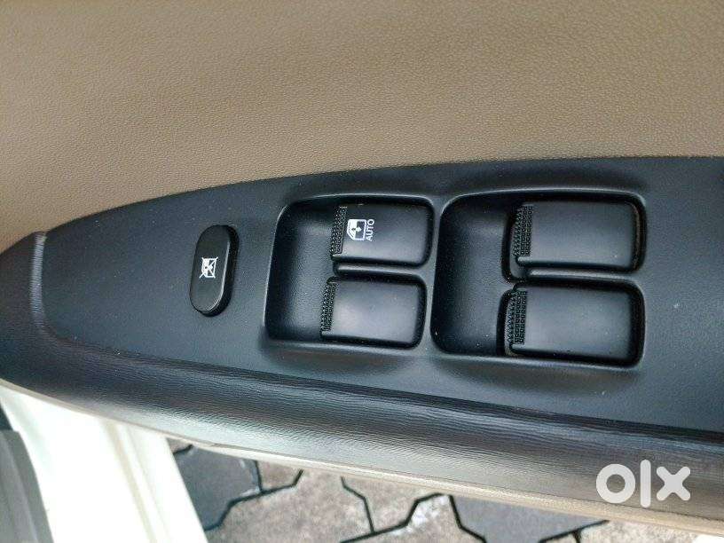 Hyundai I10 Sportz, 2014, Petrol