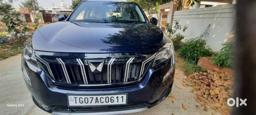 Mahindra Xuv700 2.0 Ax 7 Petrol Mt Str, 2025, Petrol