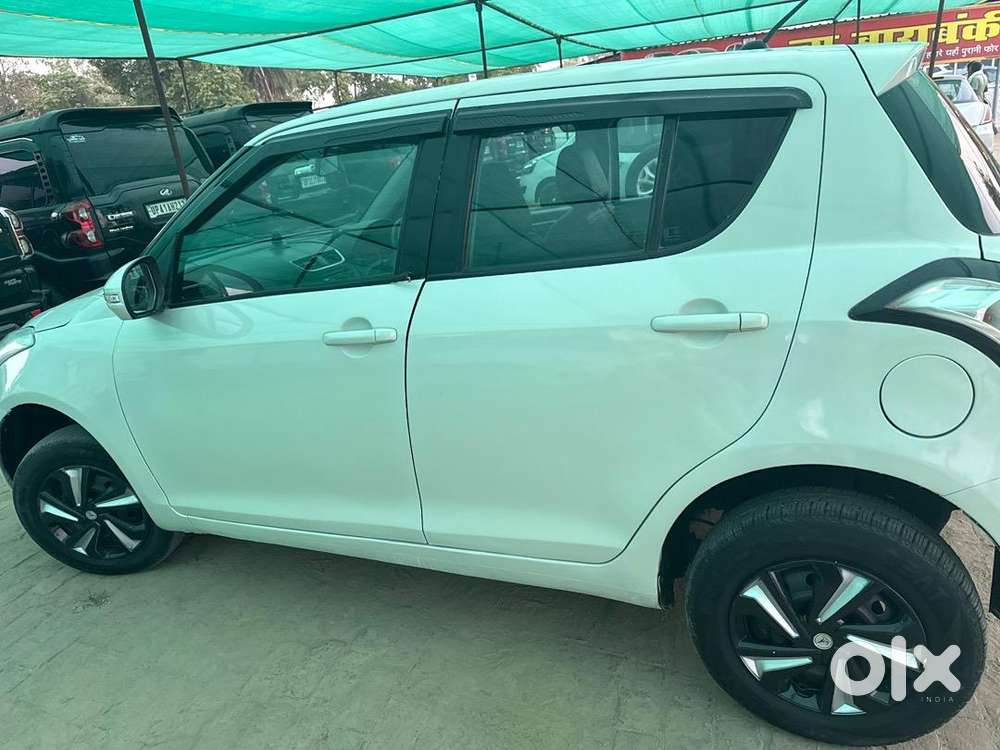 Maruti Suzuki Swift 2013 Cng & Hybrids Well Maintained