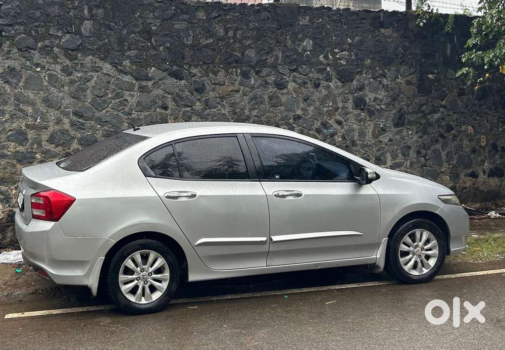 Honda City 2012 1.5 Vmt (alb Sliver)