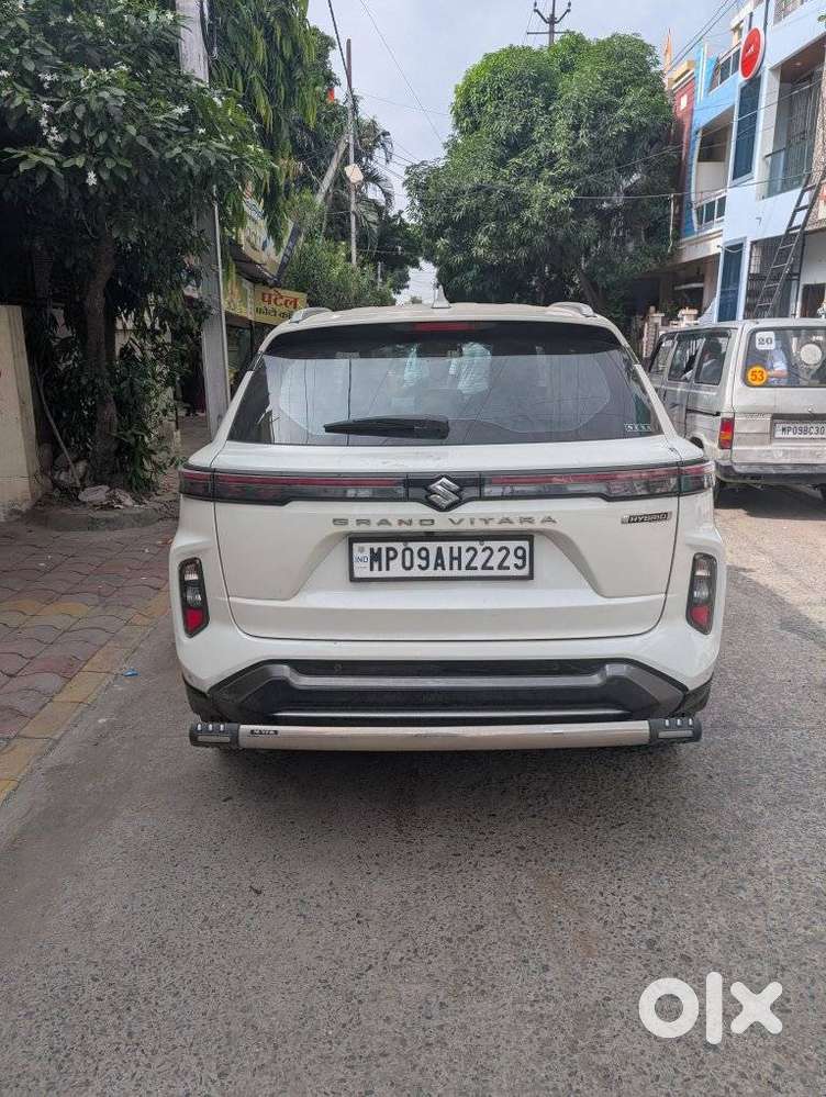 Maruti Suzuki Grand Vitara 1.5 Zeta Smart Hybrid At, 2025, Petrol