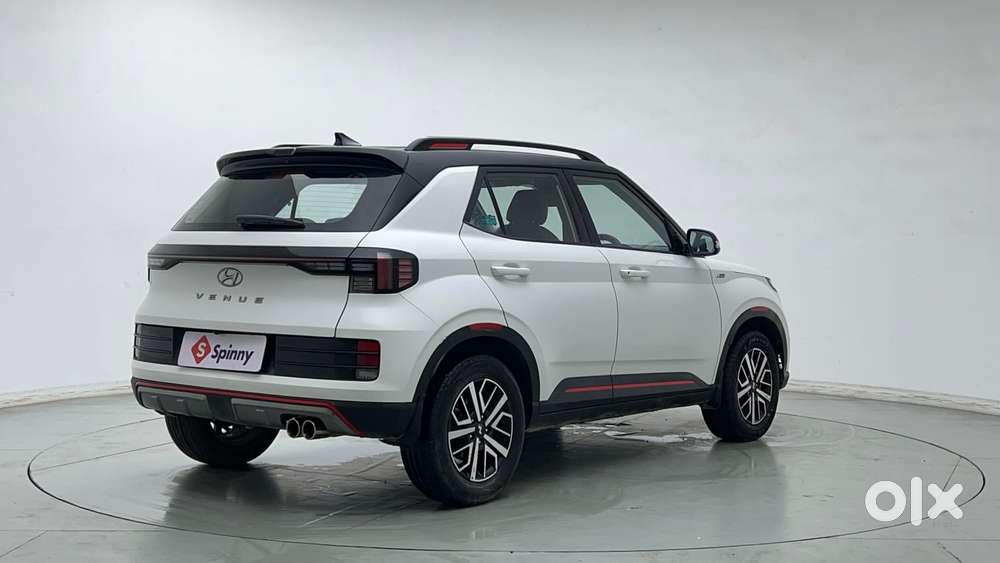 Hyundai Venue N Line N8 Dct Dual Tone, 2024, Petrol