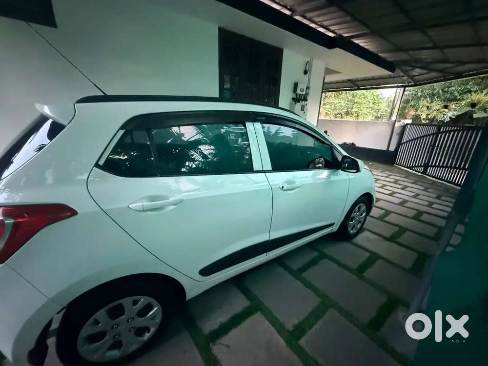 Hyundai Grand I10 2015 Variant