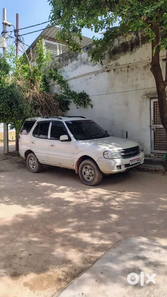 Tata Safari Dicor 2012
