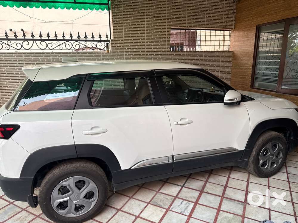 Maruti Suzuki Brezza Petrol Manual Vxi At 2016