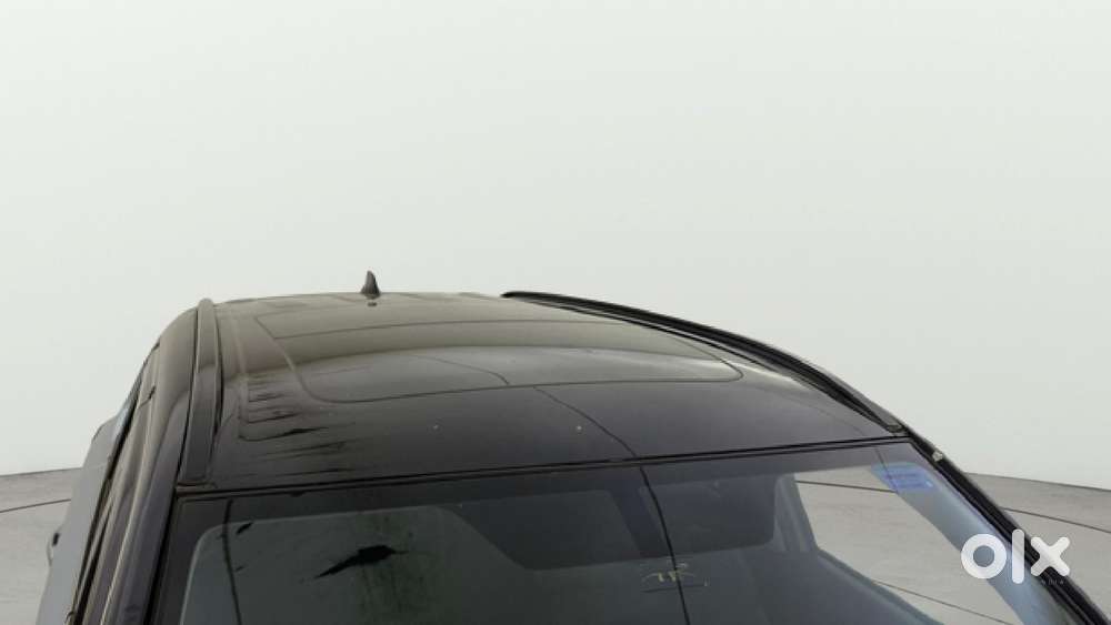 Maruti Suzuki Grand Vitara 1.5 Alpha Smart Hybrid Dual Tone, 2022, P..