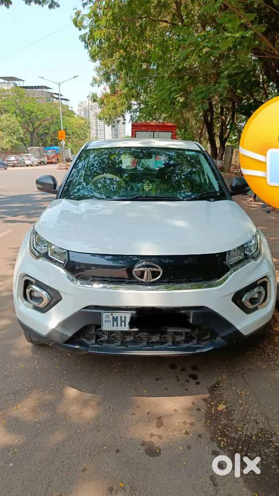 Tata Nexon Xe Petrol 2023  Excellent Condition.
