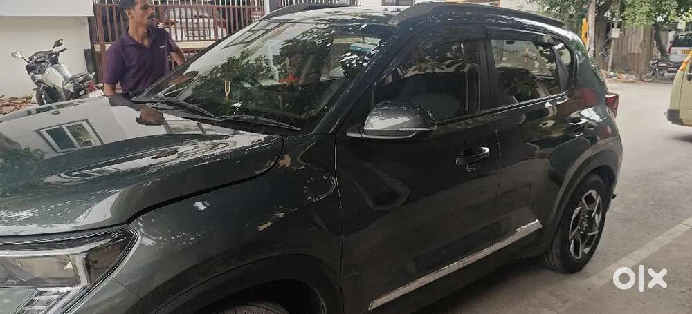 Kia Sonet 2025 Petrol 15000 Km Driven