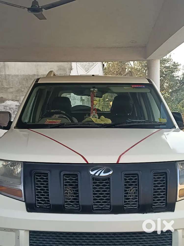 Mahindra Tuv300 T4 Plus In Well Maintained Condition