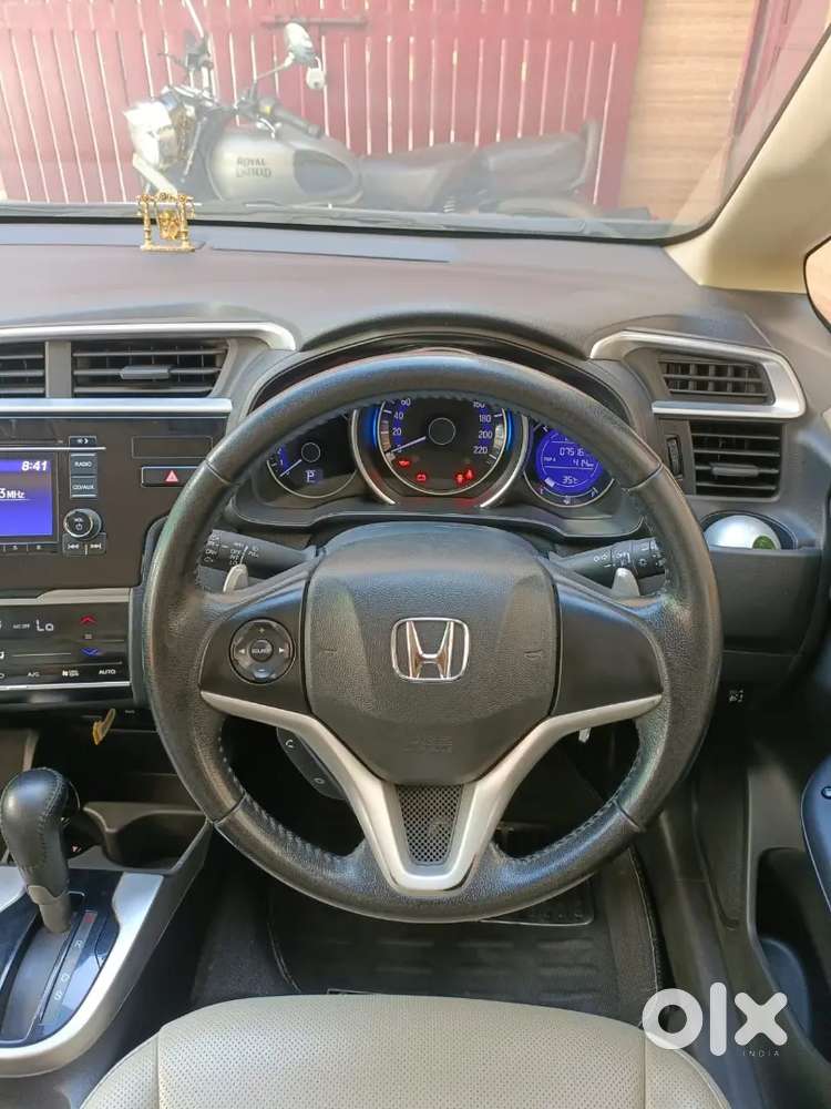 Honda Jazz 2018 Cng & Hybrids 75000 Km Driven
