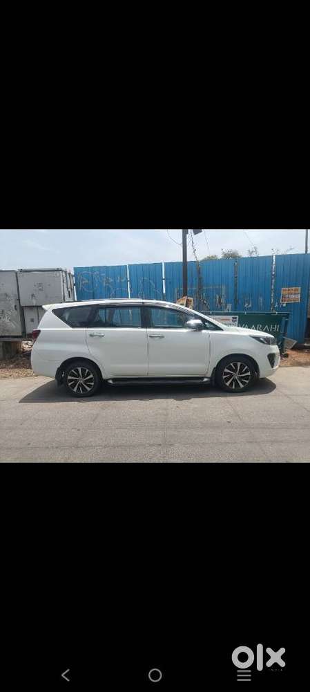 Toyota Innova Crysta [2020-ongoing] 2.7 Zx At 7 Str, 2022, Petrol