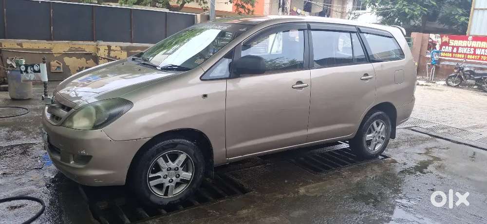 Toyota Innova 2.5 Gx 2005