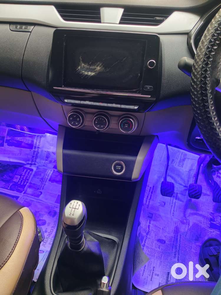 Renault Triber Rxz, 2019, Petrol
