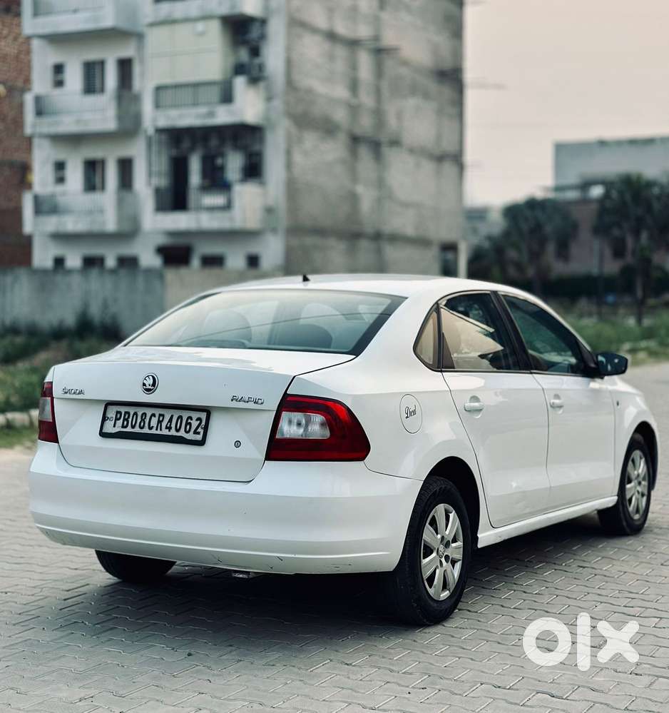 Skoda Rapid Active 1.6 Tdi Mt, 2014, Diesel