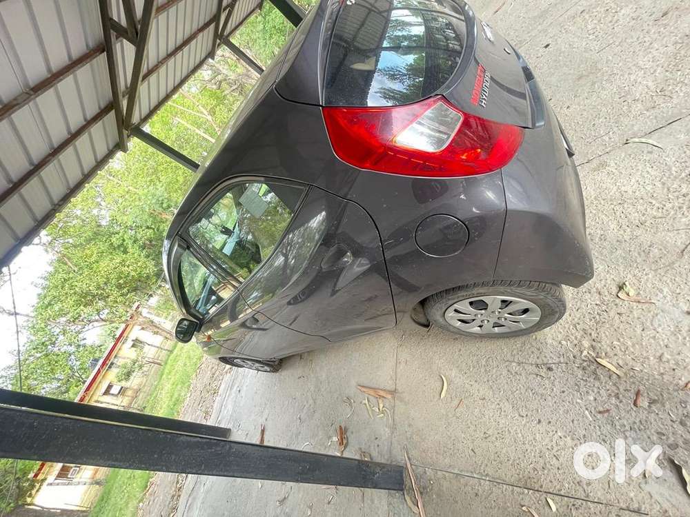 Eon Magna + Army Person Car