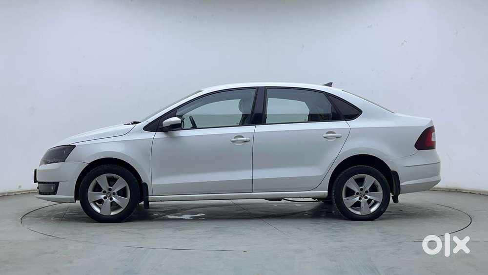 Skoda Rapid 1.6 Mpi Ambition, 2019, Petrol