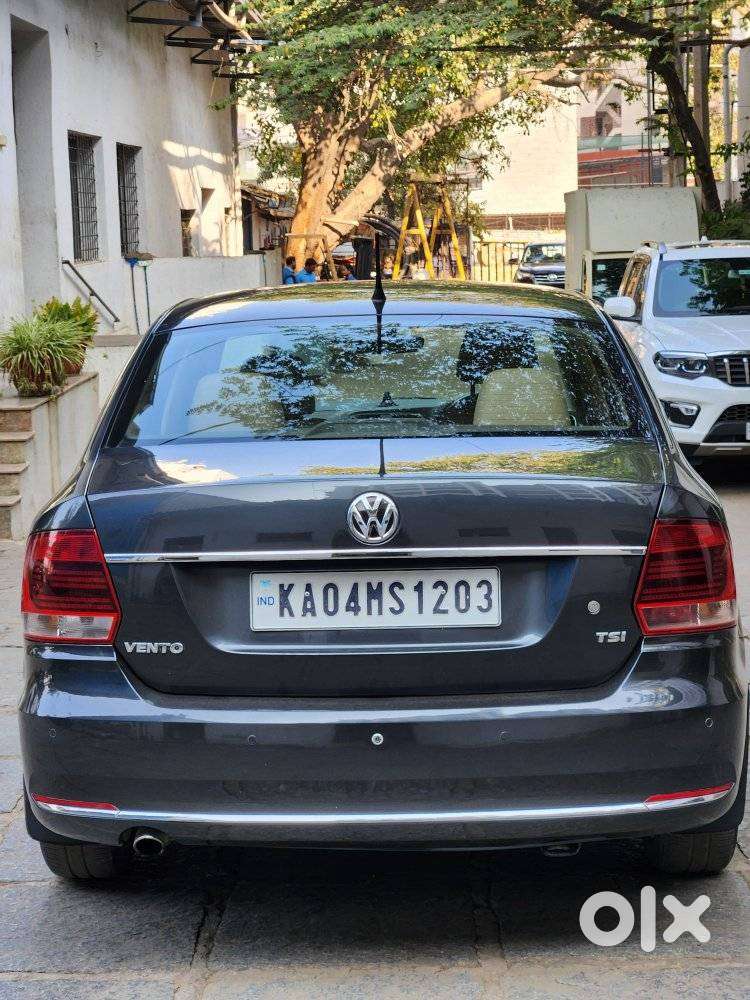 Volkswagen Vento [2015-2017] 1.6 Highline Plus, 2016, Petrol