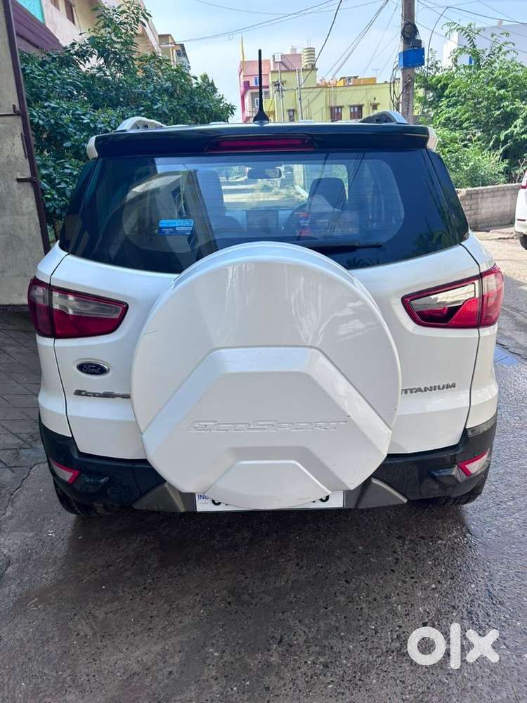 Self Driven Ford Ecosport Petrol Car. One Of The Safest Car.