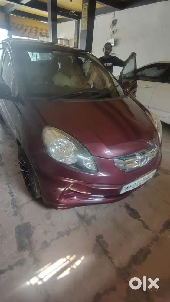 Honda Amaze 2nd Gen 2013 Diesel 85000 Km Driven