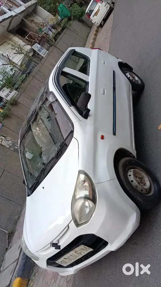 Gadi Saf Condition Me Hi Family Car Hi Lene Vale Hi Msg Kre Faltu Msg